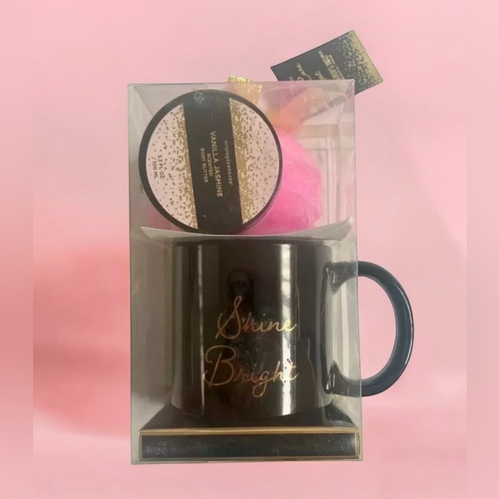Simple Pleasures Vanilla Jasmine Body Care Kit With Mug Body Butter Pouf New